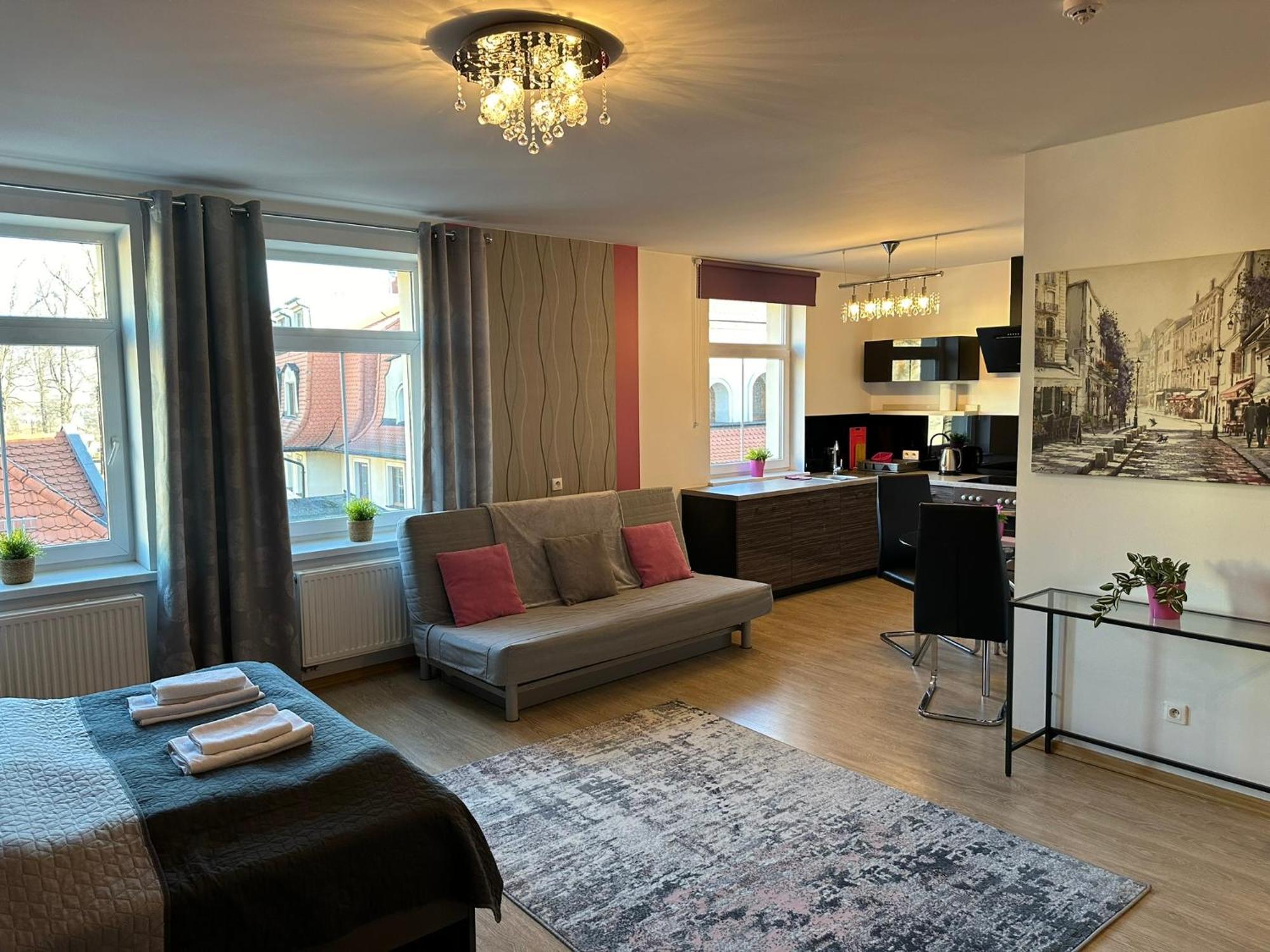 Apartamenty Edk Jelenia Góra Zewnętrze zdjęcie