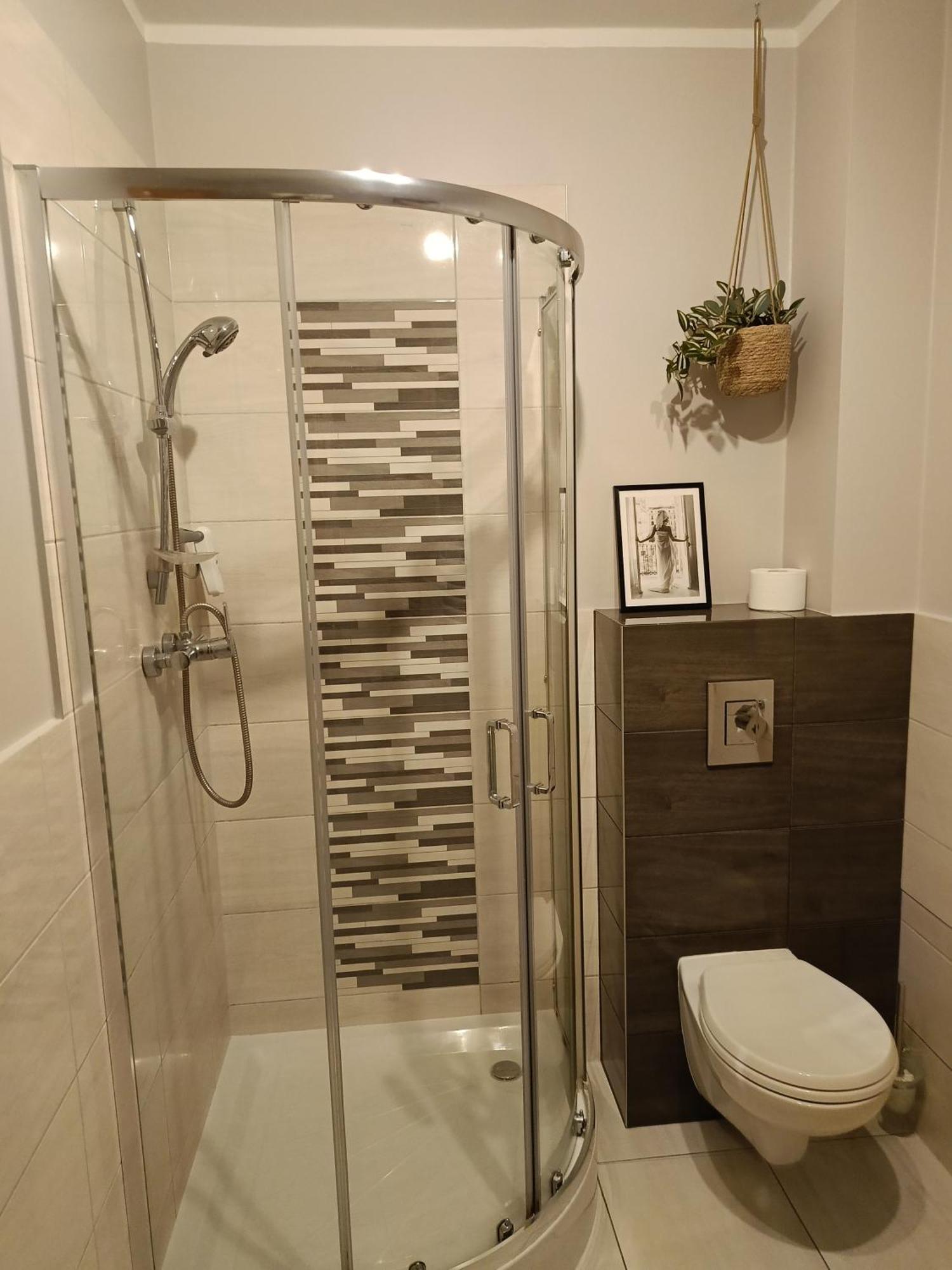 Apartamenty Edk Jelenia Góra Zewnętrze zdjęcie