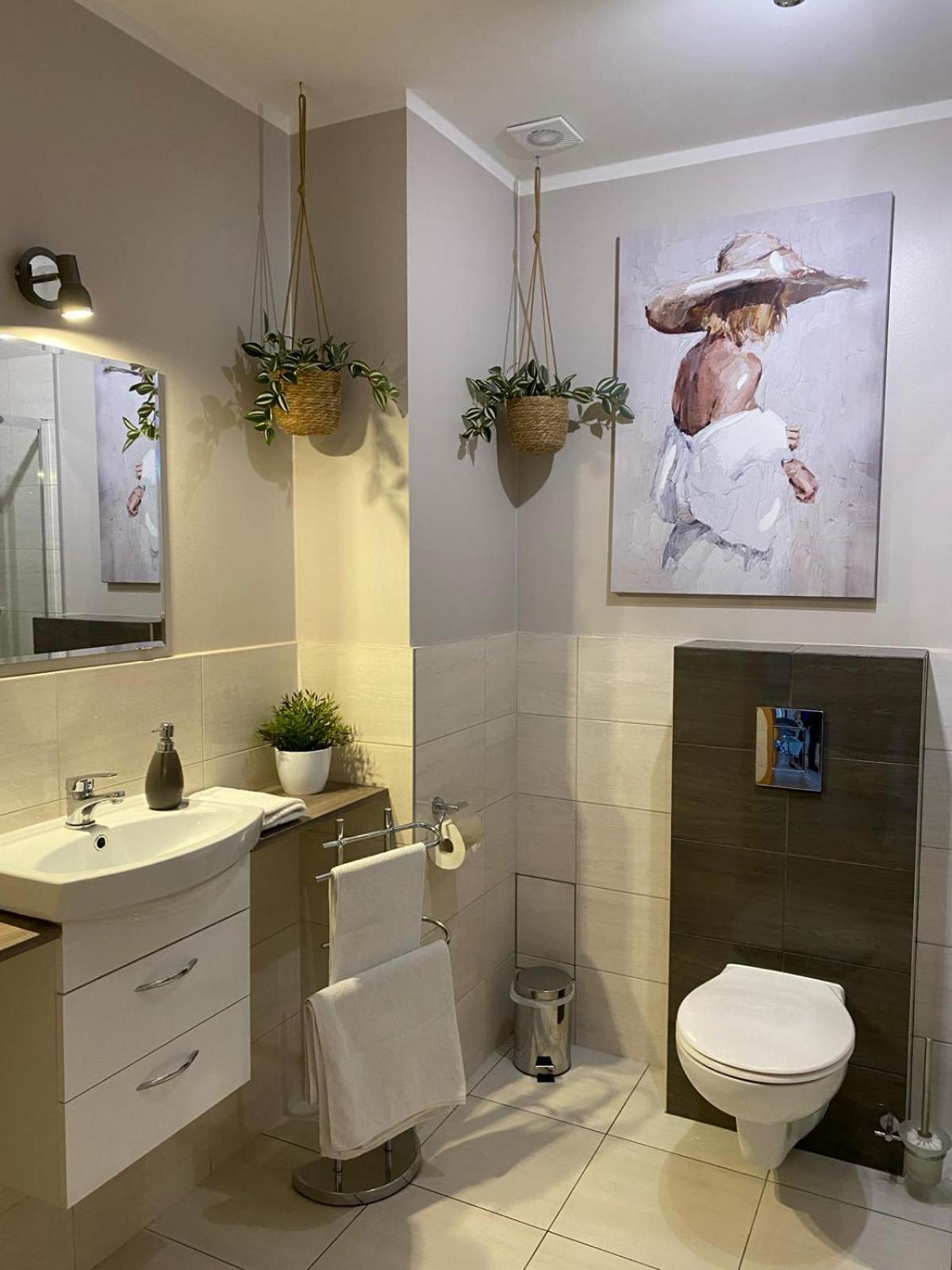 Apartamenty Edk Jelenia Góra Zewnętrze zdjęcie