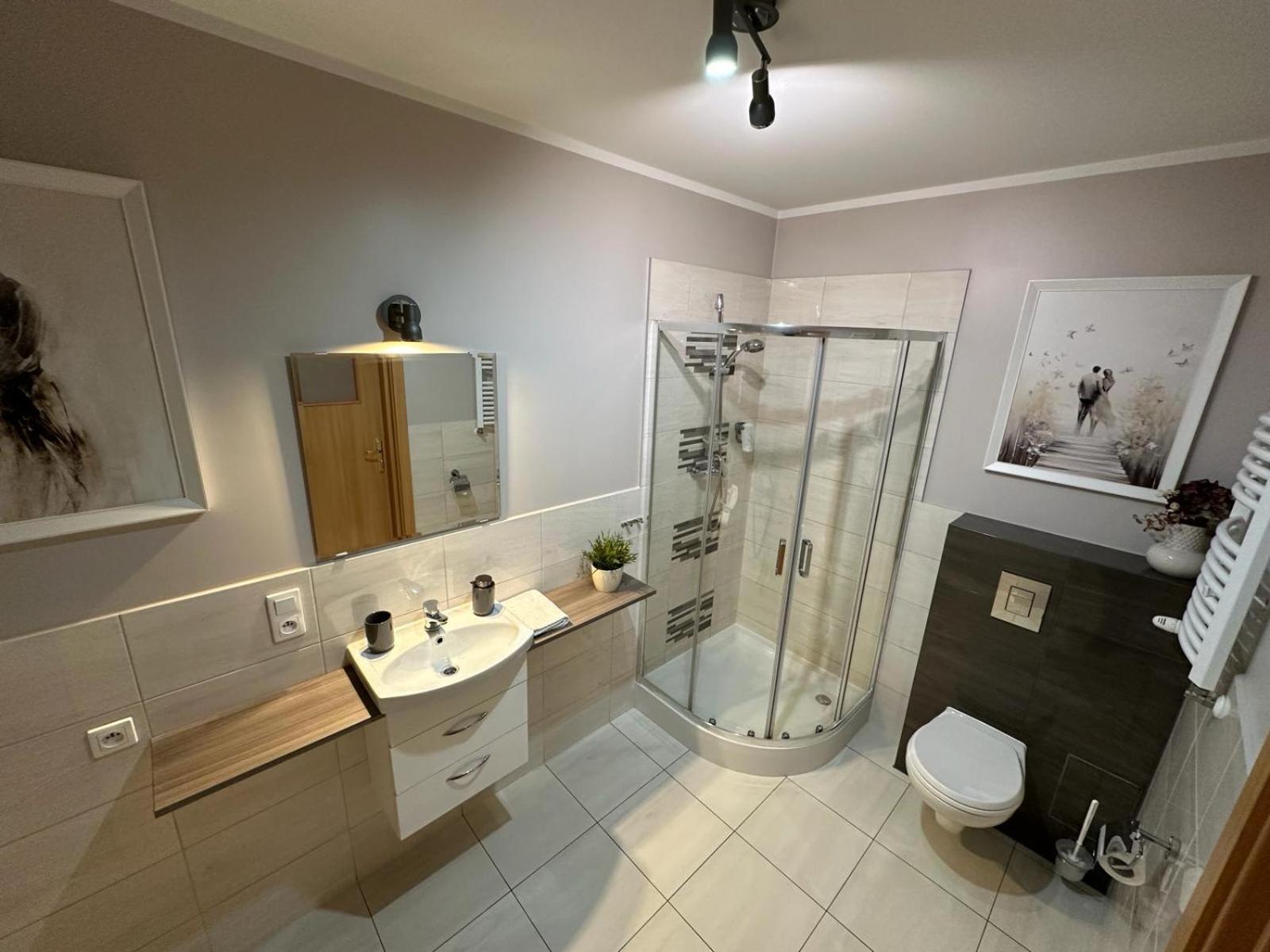 Apartamenty Edk Jelenia Góra Zewnętrze zdjęcie